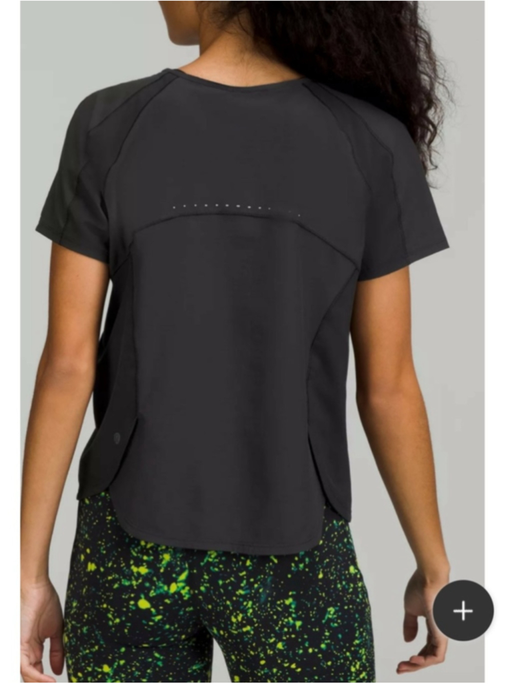 Lululemon Lightweight Stretch
Run Short Sleeve Top Size 8